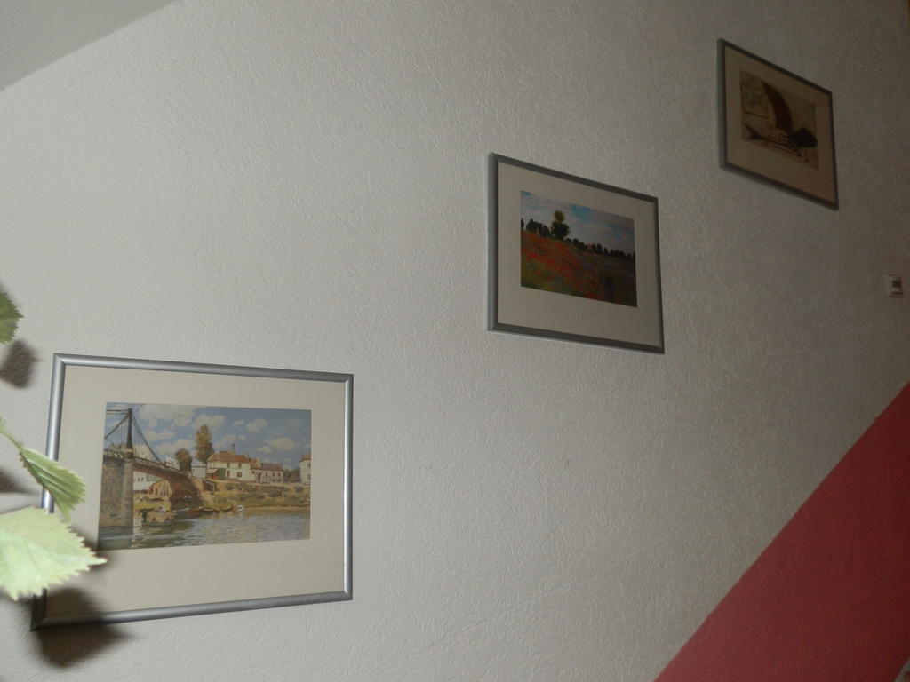 Hotel Garni Zur Eisenbahn クライルスハイム エクステリア 写真